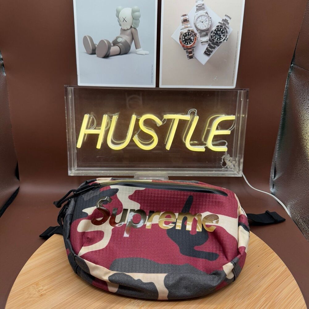 Supreme 21SS Red Camo Nylon Waist Bag